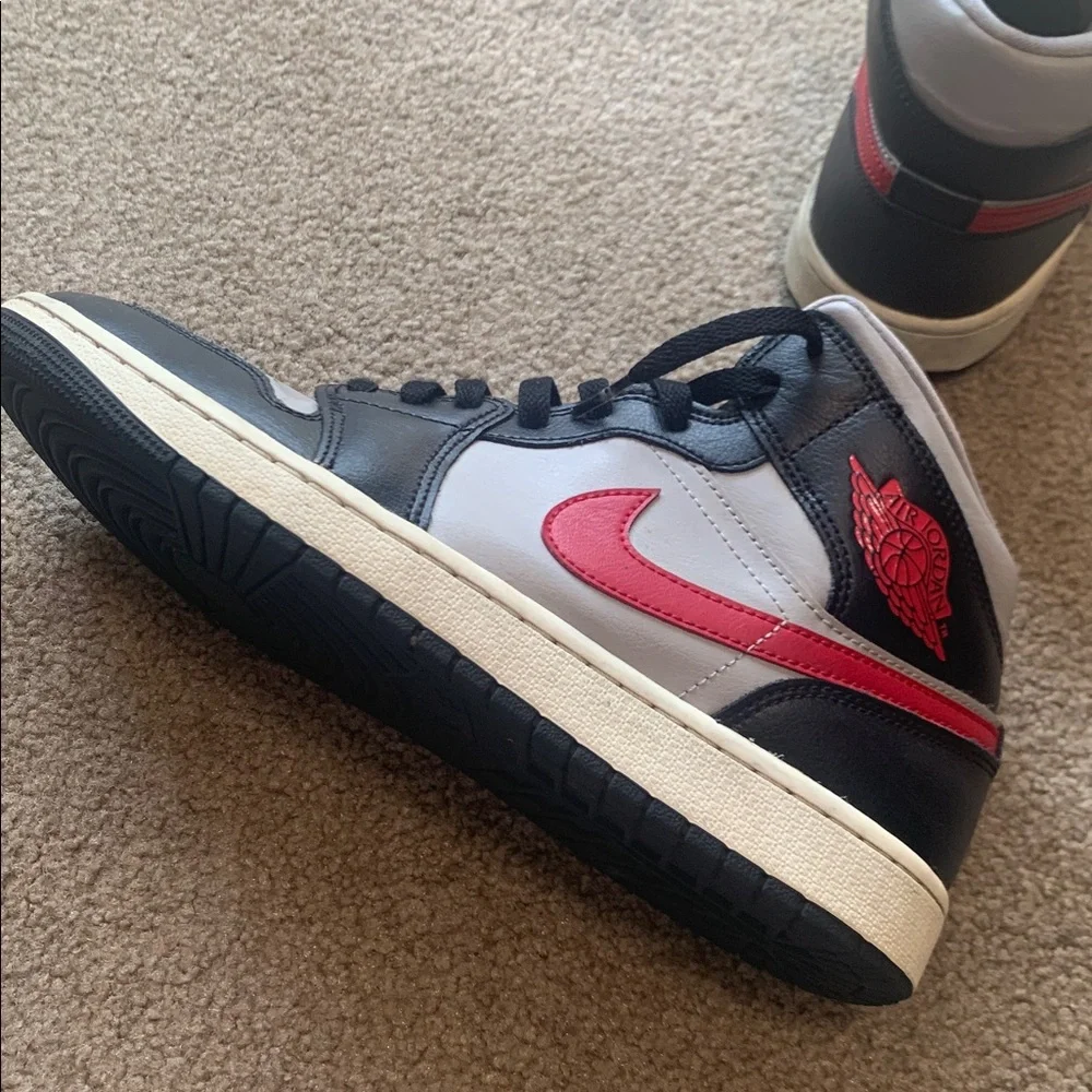 Nike Air Jordan High Top Tennis Shoes - Picture 6 of 14